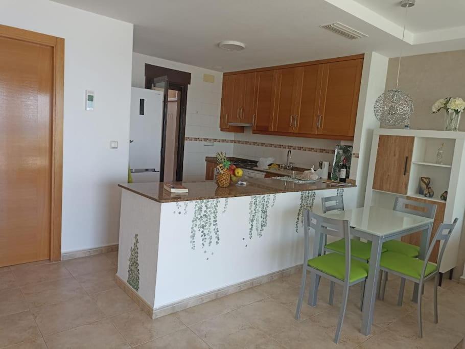 Bungalow En Primera Linea Del Mar Arenales del Sol Exteriör bild
