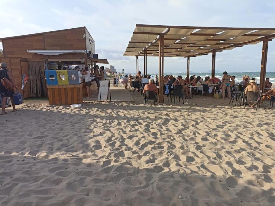Bungalow En Primera Linea Del Mar Arenales del Sol Exteriör bild