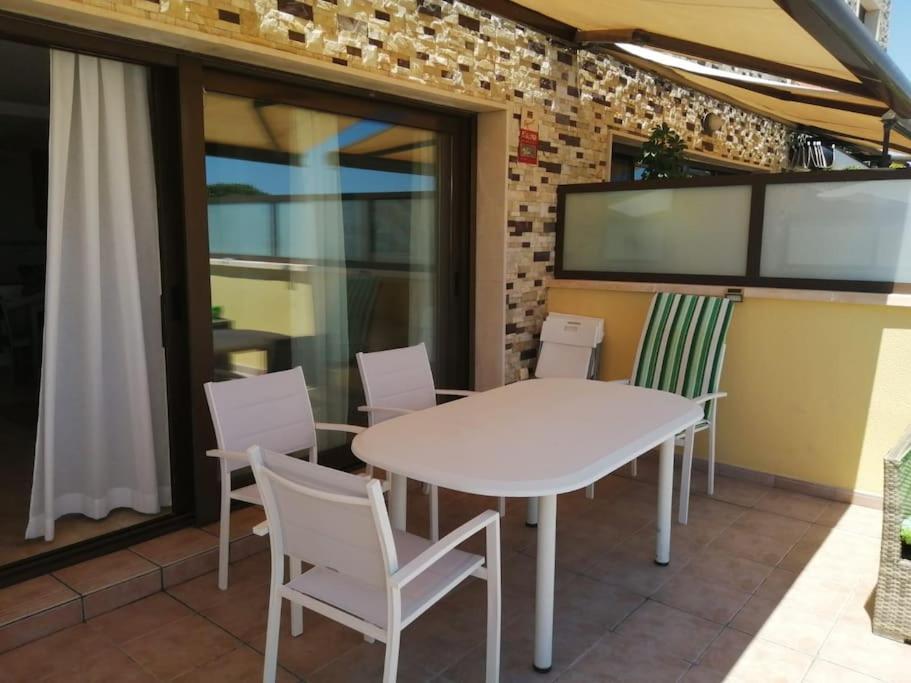 Bungalow En Primera Linea Del Mar Arenales del Sol Exteriör bild