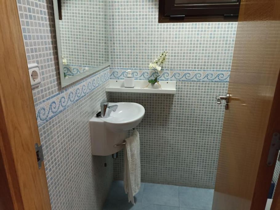 Bungalow En Primera Linea Del Mar Arenales del Sol Exteriör bild
